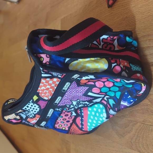 ππ¨ LeSportsac Pop Art Shoulder Bag + Pouch Combo! π¨π - Picture 7 of 7